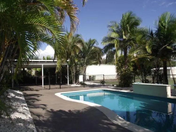 21 Pharlap Court, Ningi QLD 4511