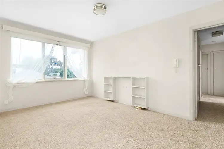 Third view of Homely unit listing, 5/26 Auburn Grove, Hawthorn East VIC 3123
