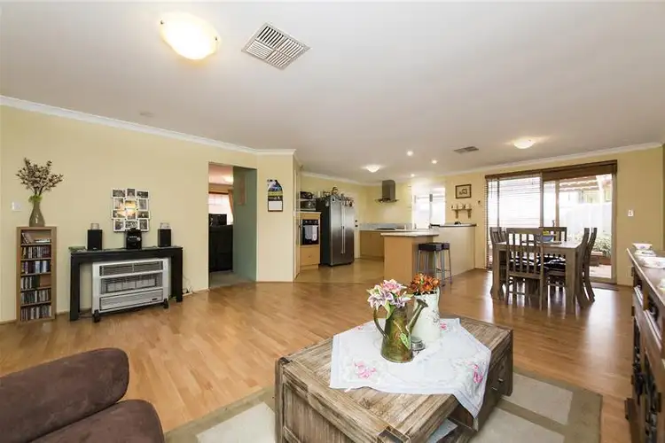 30 Challis Road, Armadale WA 6112