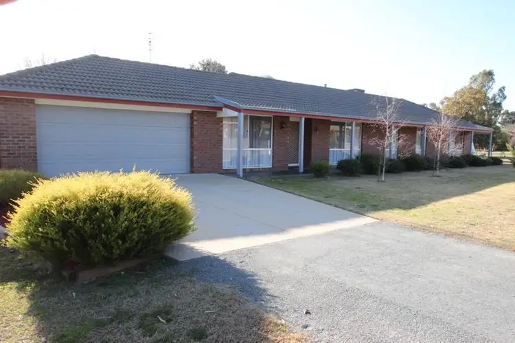 19 Arramagong Street, Barooga NSW 3644