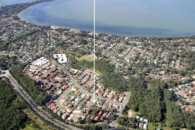 Fifth view of Homely house listing, 2 Burgin Close, Berkeley Vale NSW 2261