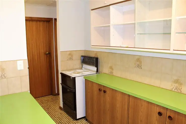 Sixth view of Homely house listing, 10 Cedar Avenue, Murray Bridge SA 5253