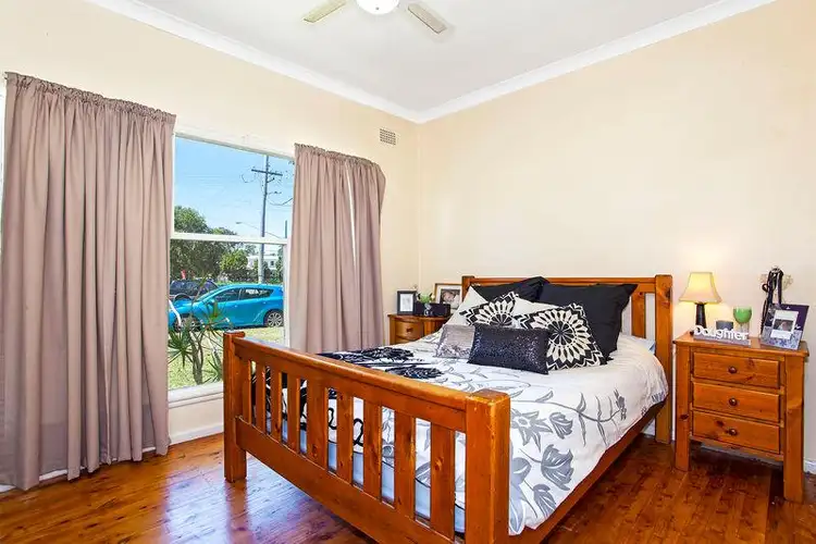 Fifth view of Homely house listing, 23 Hume Boulevard, Killarney Vale NSW 2261