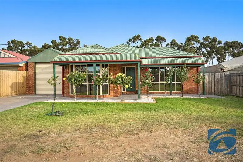 Main view of Homely house listing, 8 Sherwood Grove, Lara VIC 3212