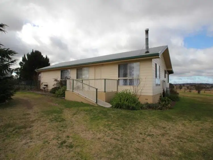 296 New England Highway, Tenterfield NSW 2372