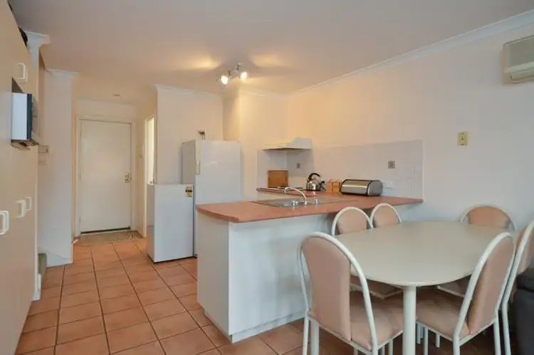 Fifth view of Homely unit listing, 3/19 Porter Street, Kalgoorlie WA 6430