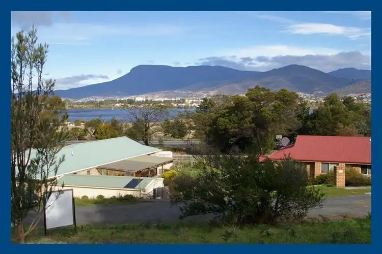 14 Sandstone Place, Old Beach TAS 7017