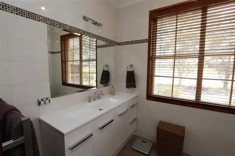 Fourth view of Homely house listing, 7 Eastlake Drive, Lake Albert NSW 2650