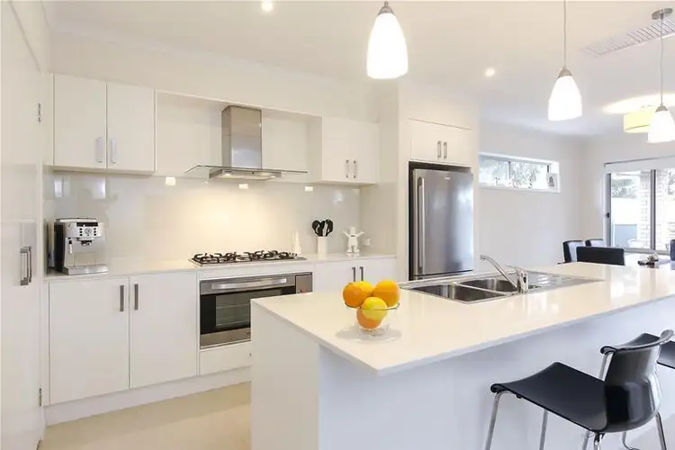 11A North Street, Henley Beach SA 5022