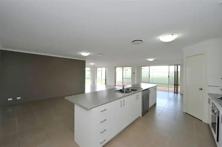 Sixth view of Homely house listing, 8 Bibbulmun Meander, Ravenswood WA 6208