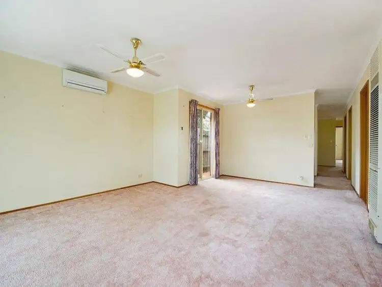 Fifth view of Homely house listing, 10 Greenridge Court, Chirnside Park VIC 3116