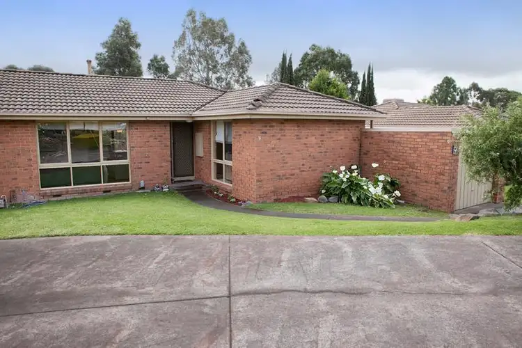 Second view of Homely house listing, 9/13 Endeavour  Crescent, Endeavour Hills VIC 3802