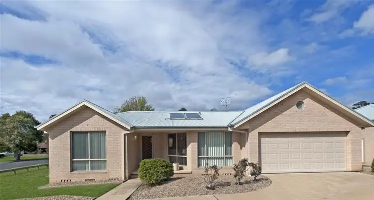 1/17 Eric Fenning Drive, Surf Beach NSW 2536