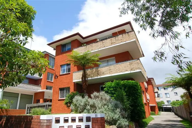 1/11 Wheeler Parade, Dee Why NSW 2099