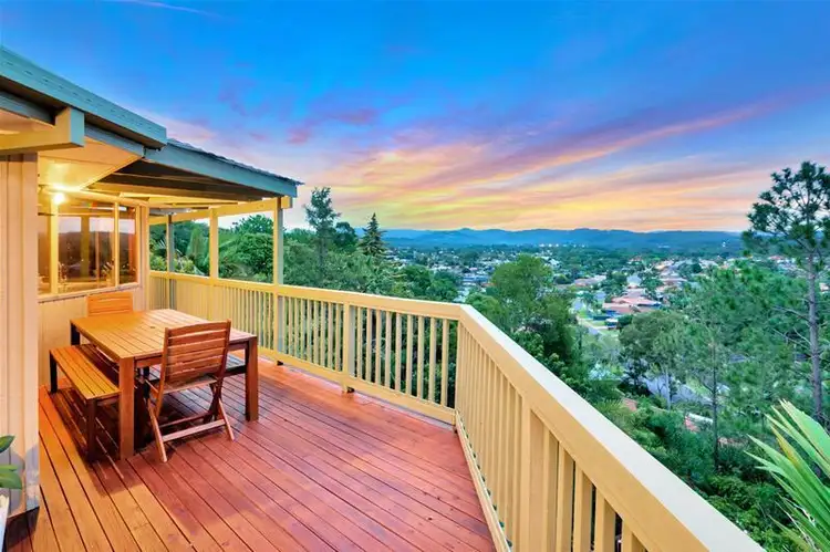 11 Doubleview Drive, Elanora QLD 4221