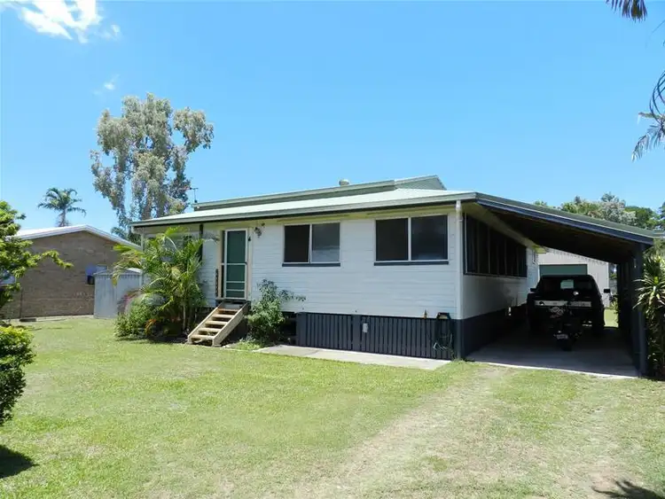 6 Swan Street, Armstrong Beach QLD 4737