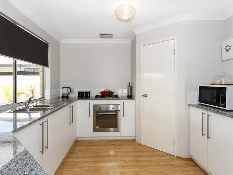 Sixth view of Homely house listing, 7 Aleppo Street, Aubin Grove WA 6164