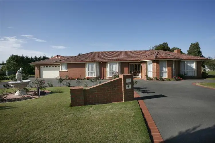 26 Laramie Road, Narre Warren South VIC 3805