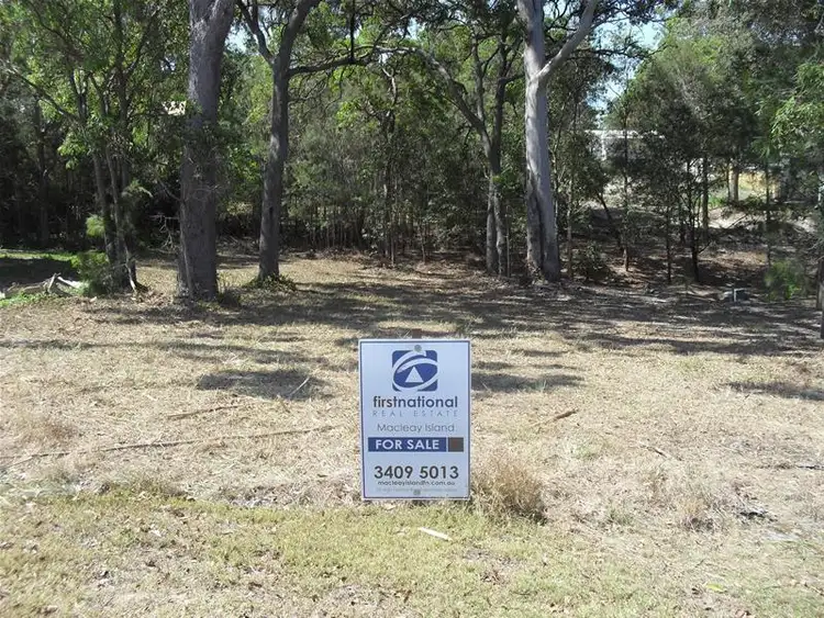 73 Eastbourne Terrace, Macleay Island QLD 4184