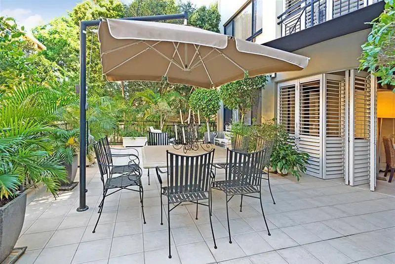 Main view of Homely apartment listing, 8 Parnoo Street 'Chevron Mansions', Chevron Island QLD 4217