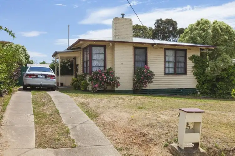 19 Montgomery Street, Ararat VIC 3377