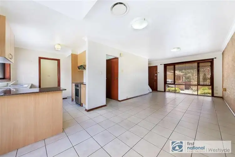 5/10 Gilba Road, Pendle Hill NSW 2145