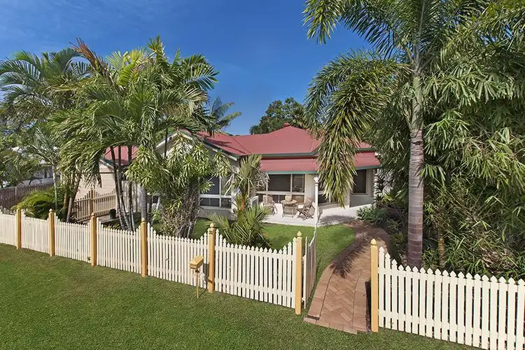 32 Ahearne Street, Hermit Park QLD 4812