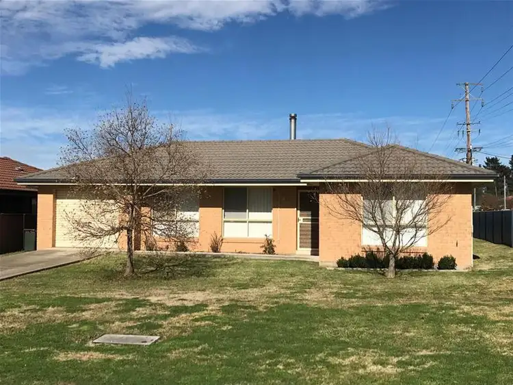 Main view of Homely house listing, 2 Alahna Drive, Armidale NSW 2350