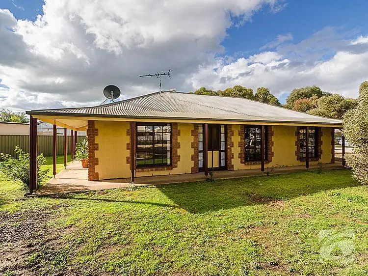 28 Parker Avenue, Strathalbyn SA 5255