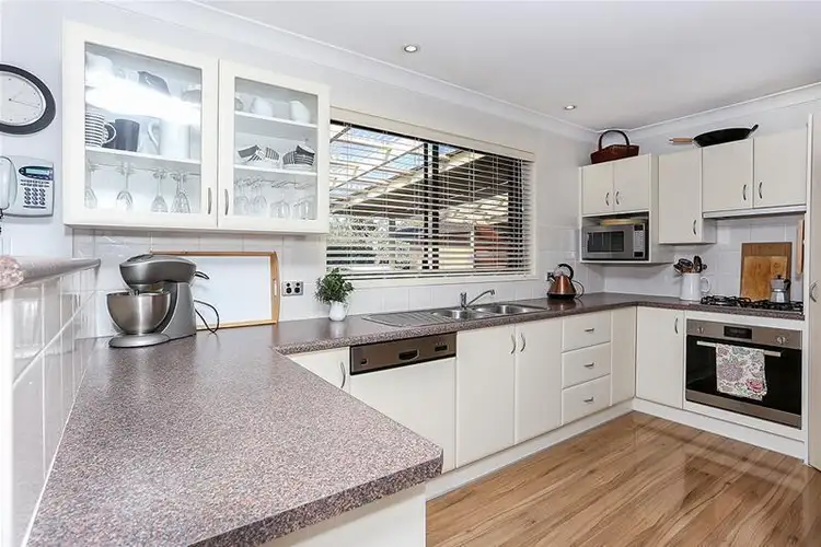 Fifth view of Homely house listing, 2 Daydream Close, Ashtonfield NSW 2323