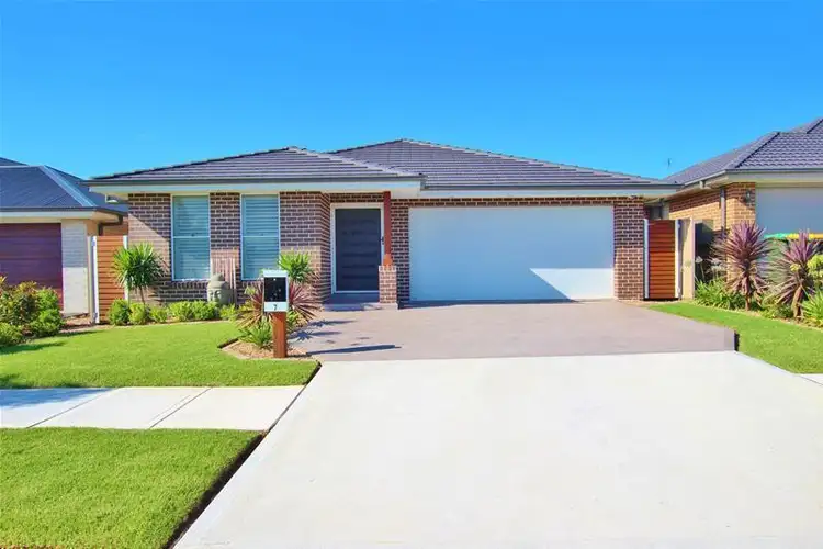 7 Corder Drive, Spring Farm NSW 2570