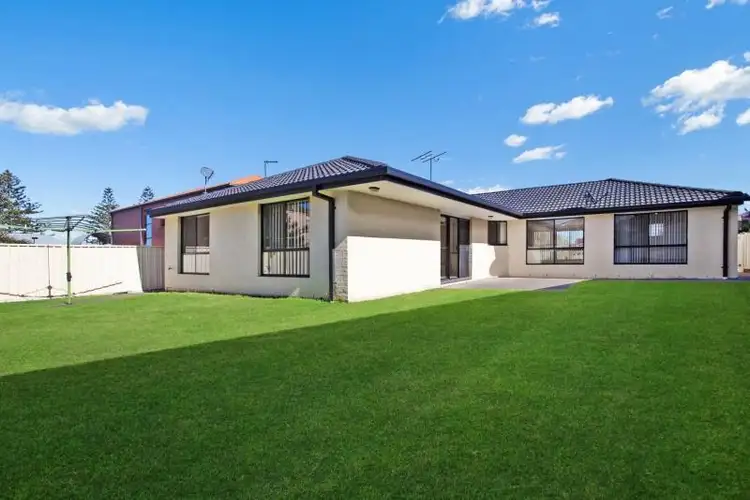 Sixth view of Homely house listing, 4 Hovea Place, Redhead NSW 2290