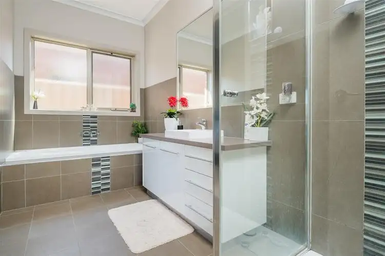 Sixth view of Homely house listing, 18 Holdsworth Court, Norlane VIC 3214