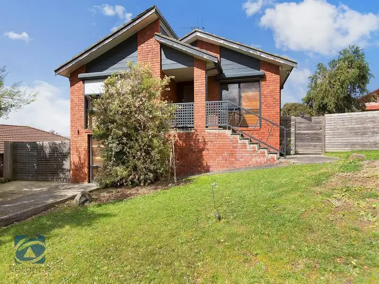 10 Munro Close, Hampton Park VIC 3976