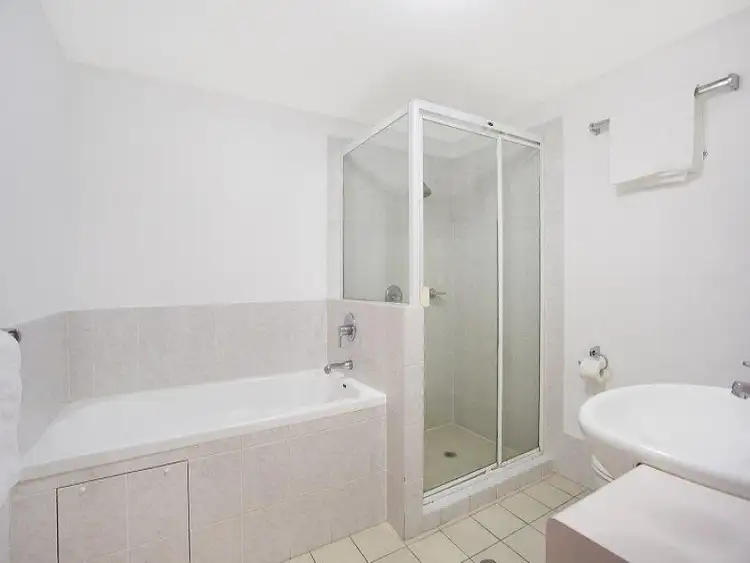 Sixth view of Homely unit listing, 601/30 'Neptune Resort' Surf Parade, Broadbeach QLD 4218