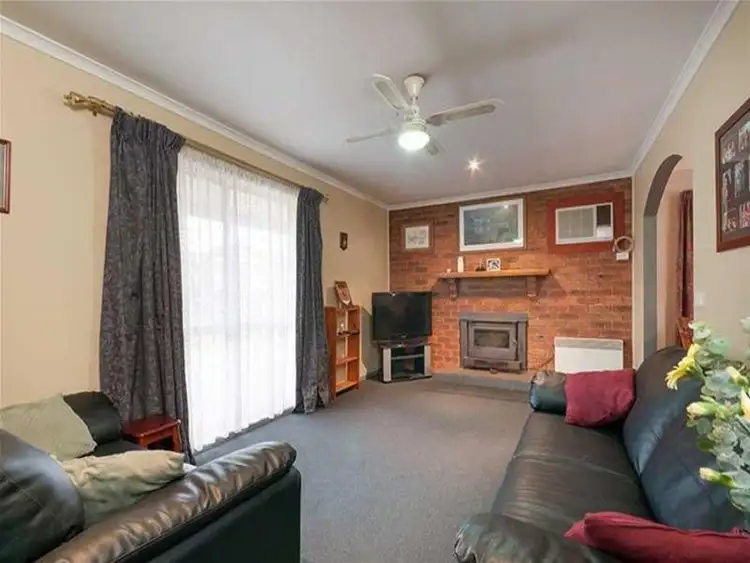 Fifth view of Homely house listing, 3 Lister Crescent, Sunbury VIC 3429