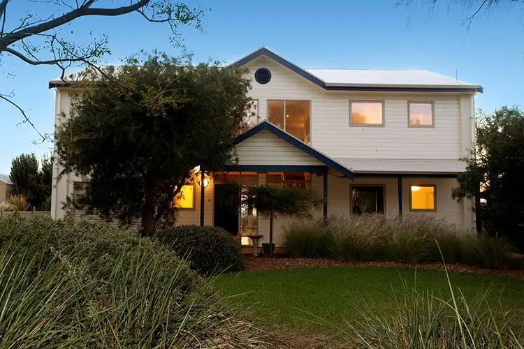 28 Maidencombe Drive, Moana SA 5169