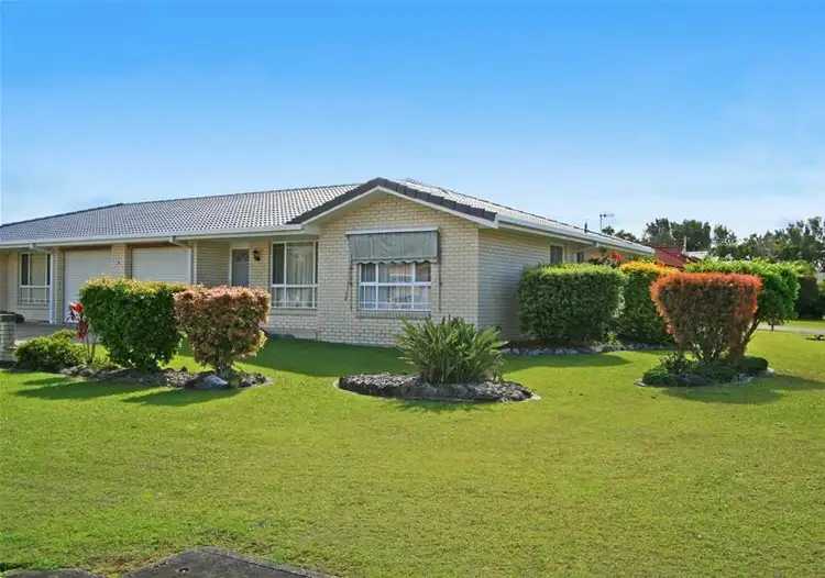 Second view of Homely villa listing, 2/3 Glen Close, North Haven NSW 2443