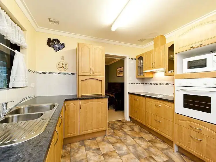 Second view of Homely house listing, 7 Michael Road, Roleystone WA 6111