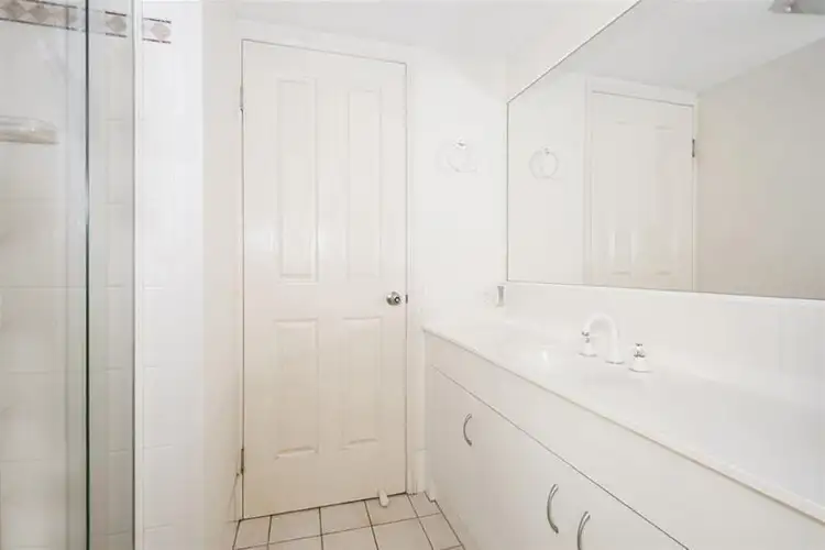 Fourth view of Homely apartment listing, 3/3 Norman Street, Southport QLD 4215