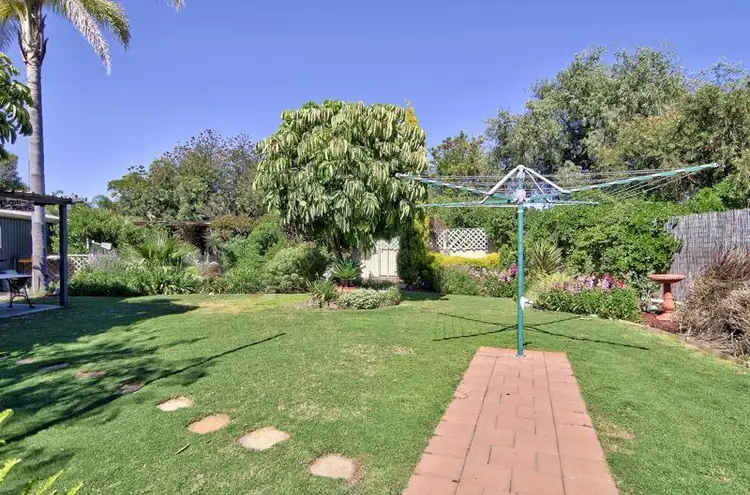 87 Caroline Street, Moonta SA 5558