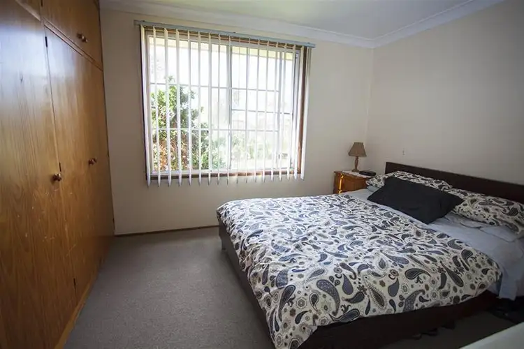 Sixth view of Homely house listing, 5 Abbott Close, Edensor Park NSW 2176