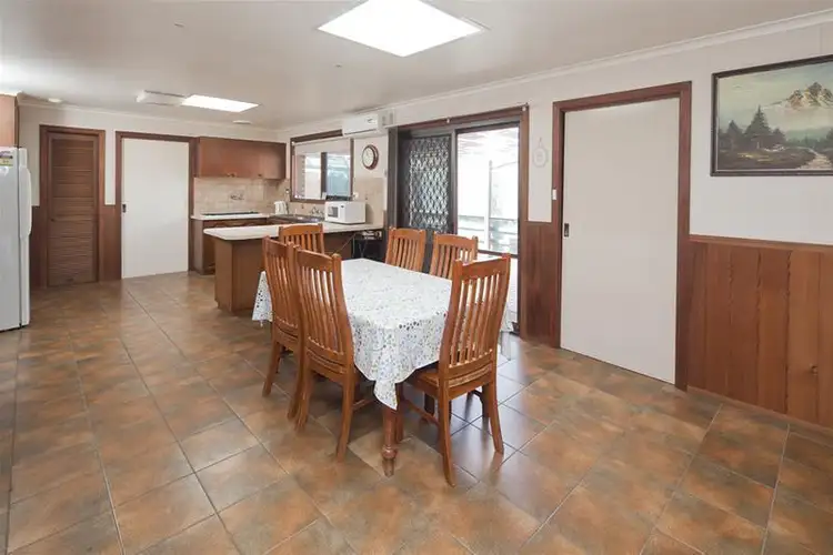 Fifth view of Homely house listing, 18 Singleton Drive, Endeavour Hills VIC 3802