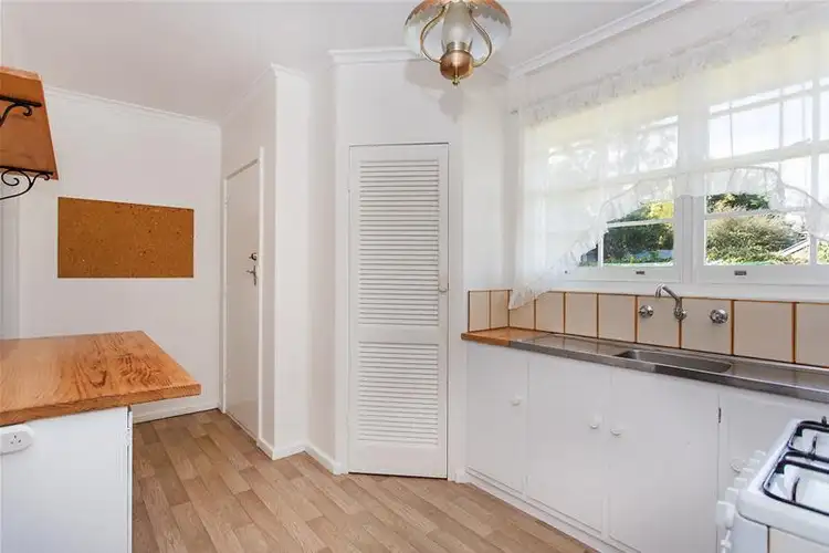 Sixth view of Homely house listing, 4 Berkeley Road, O'halloran Hill SA 5158