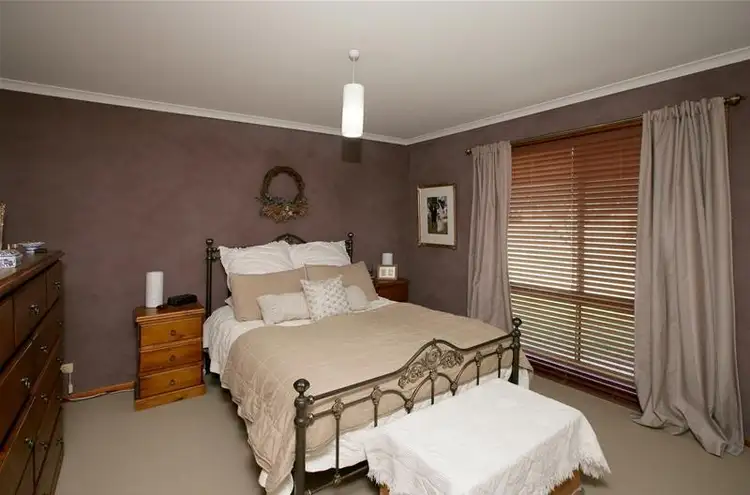 Sixth view of Homely house listing, 70 Balleroo Crescent, Glenfield Park NSW 2650