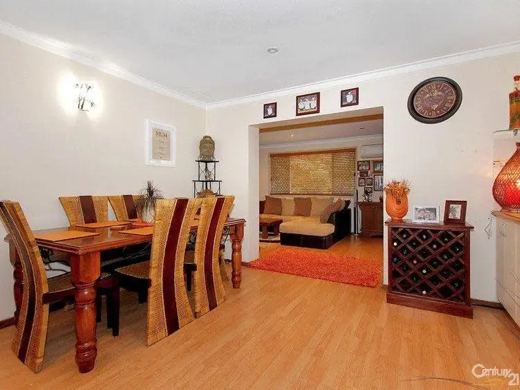 Sixth view of Homely house listing, 17 Barellan Court, Armadale WA 6112