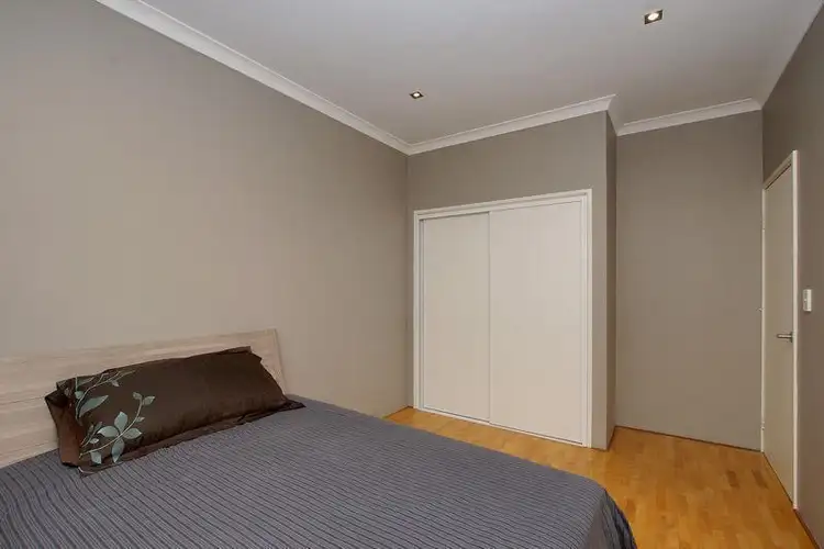 Fifth view of Homely apartment listing, 3A/305 William  Street, Northbridge WA 6003