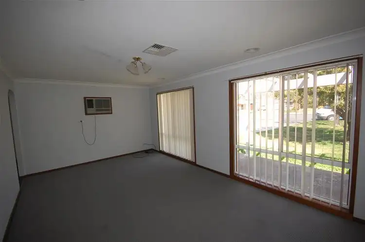 Second view of Homely house listing, 5 Yungana Place, Glenfield Park NSW 2650
