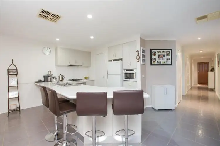 Sixth view of Homely house listing, 2 Kittyhawk Court, Mildura VIC 3500