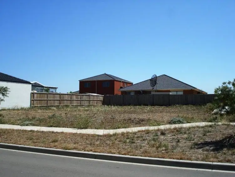 3 Earls Court, Deer Park VIC 3023